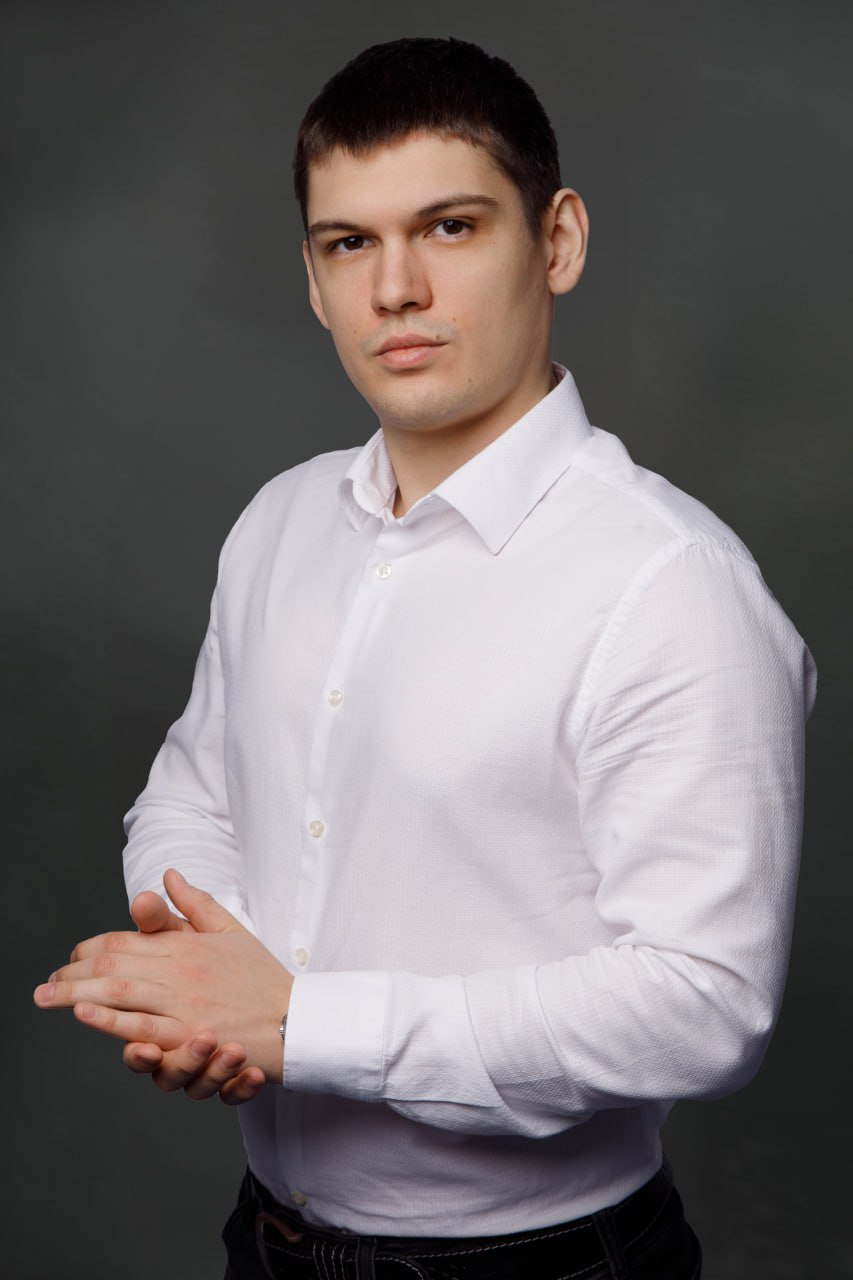 Даниил Козелов 